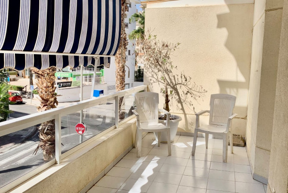 Herverkoop - Apartment / flat - Albir - center