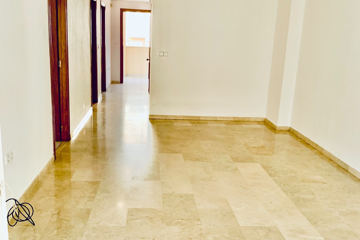Herverkoop - Apartment / flat - Albir - center