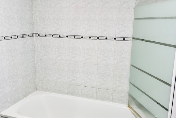 Herverkoop - Apartment / flat - Albir - center