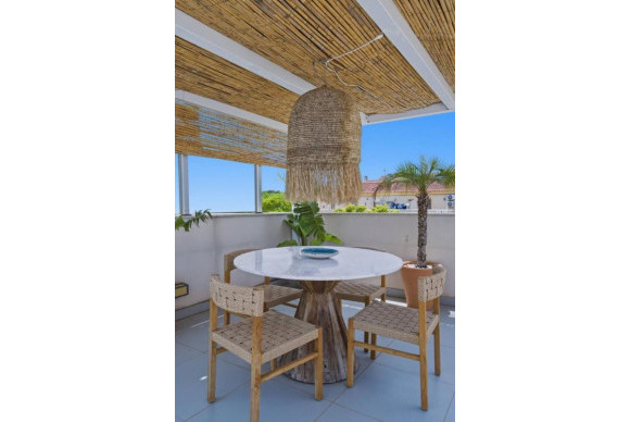 Reventa - Apartamento / piso - Guardamar del Segura
