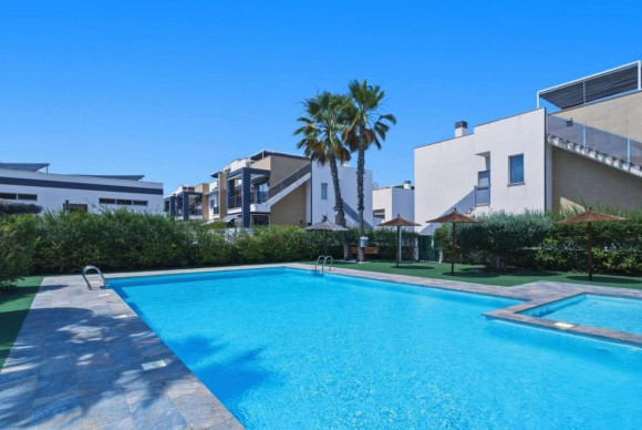 Reventa - Apartamento / piso - Guardamar del Segura