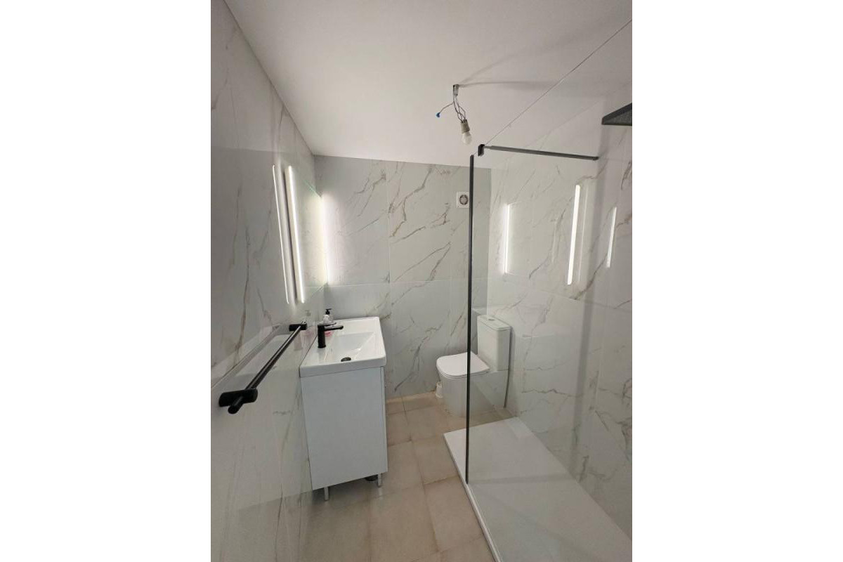 Reventa - Apartamento / piso - Torrevieja - torrevieja