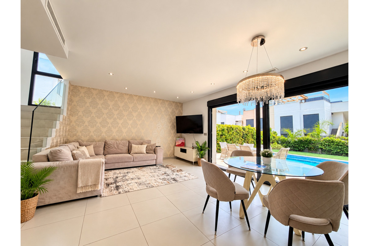 Resale - Detached Villa - Ciudad Quesada - Doña Pepa