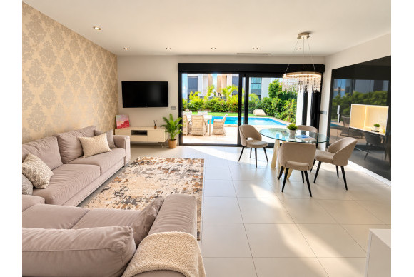 Resale - Detached Villa - Ciudad Quesada - Doña Pepa