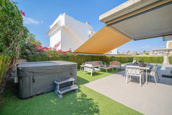 Herverkoop - Villa - Ciudad Quesada - Lo pepin