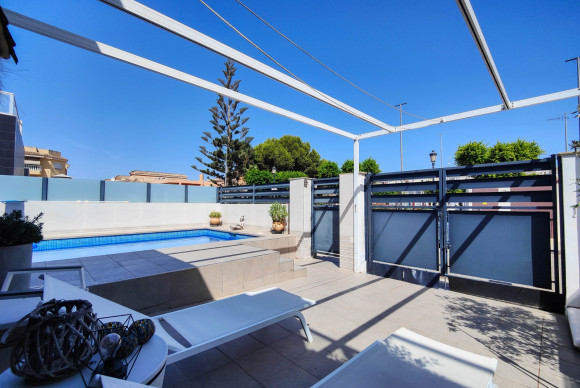Herverkoop - Appartement - Formentera del Segura - Formentera - Village