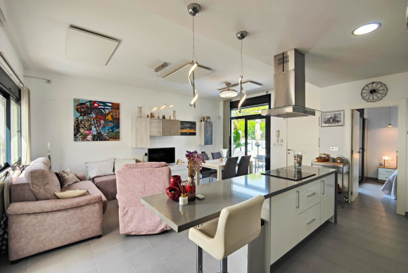 Herverkoop - Appartement - Formentera del Segura - Formentera - Village