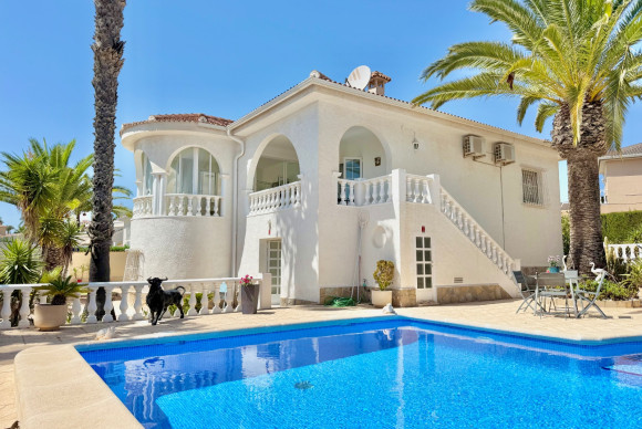 Herverkoop - Vrijstaande Villa - Ciudad Quesada - Ciudad Quesada - Town