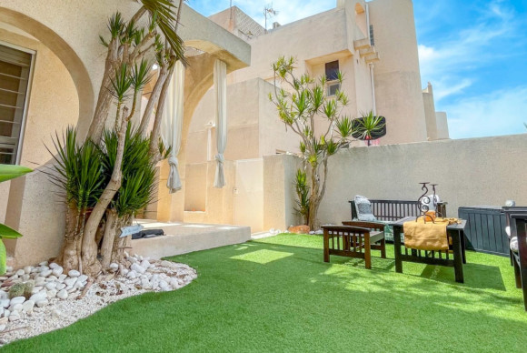 Revente - Maison de ville - Torrevieja - Doña Ines