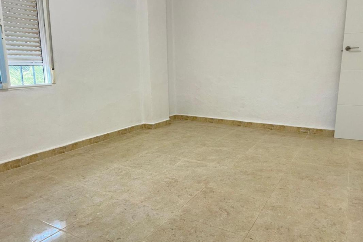 Revente - casas - Algueña