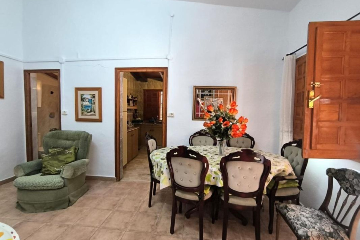 Herverkoop - casas - Pinoso