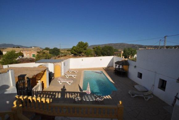 Resale - Villa - Pinoso