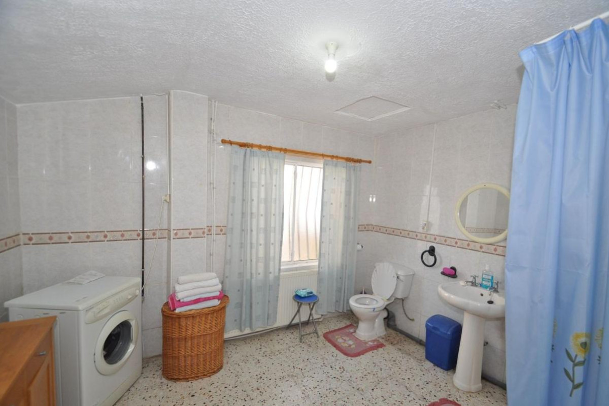 Resale - Villa - Pinoso