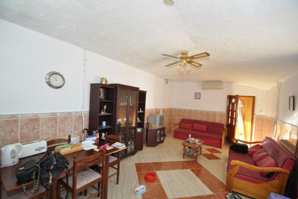Resale - Villa - Pinoso