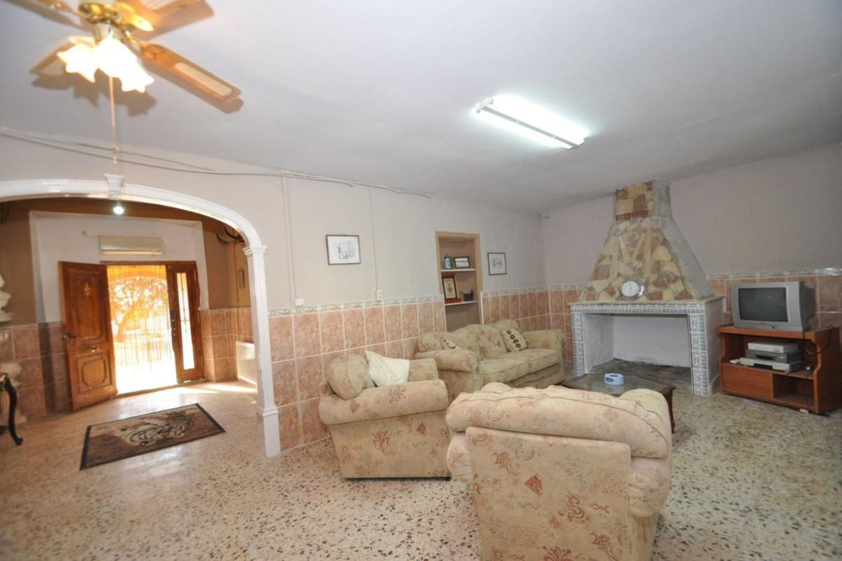 Resale - Villa - Pinoso