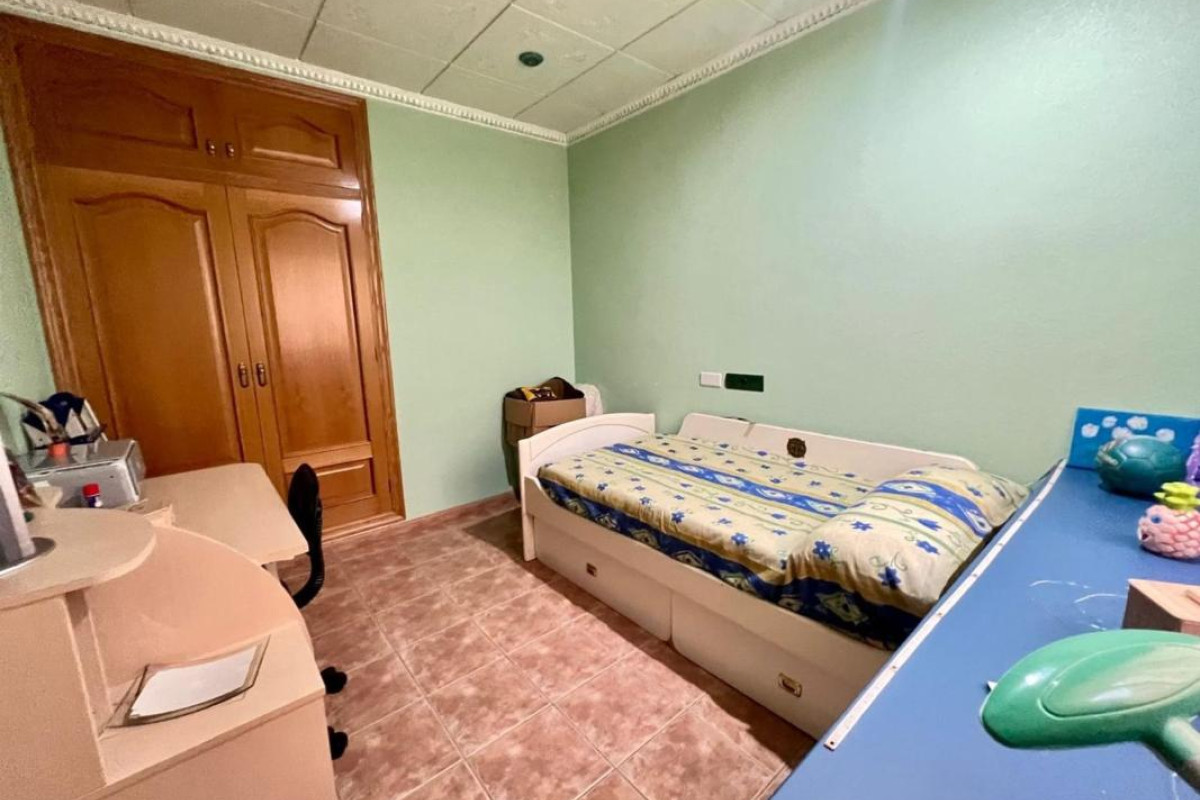 Revente - Villa - Pinoso