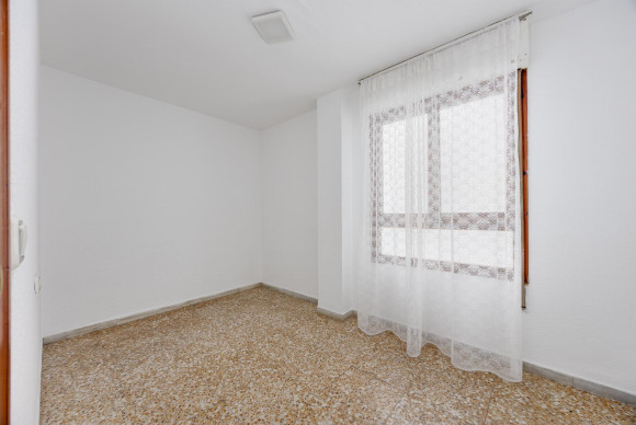 Herverkoop - Appartement  - Torrevieja - Playa del Acequión