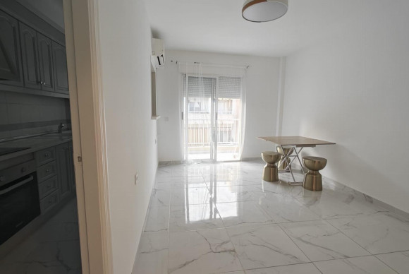 Herverkoop - Appartement  - Torrevieja - Acequion