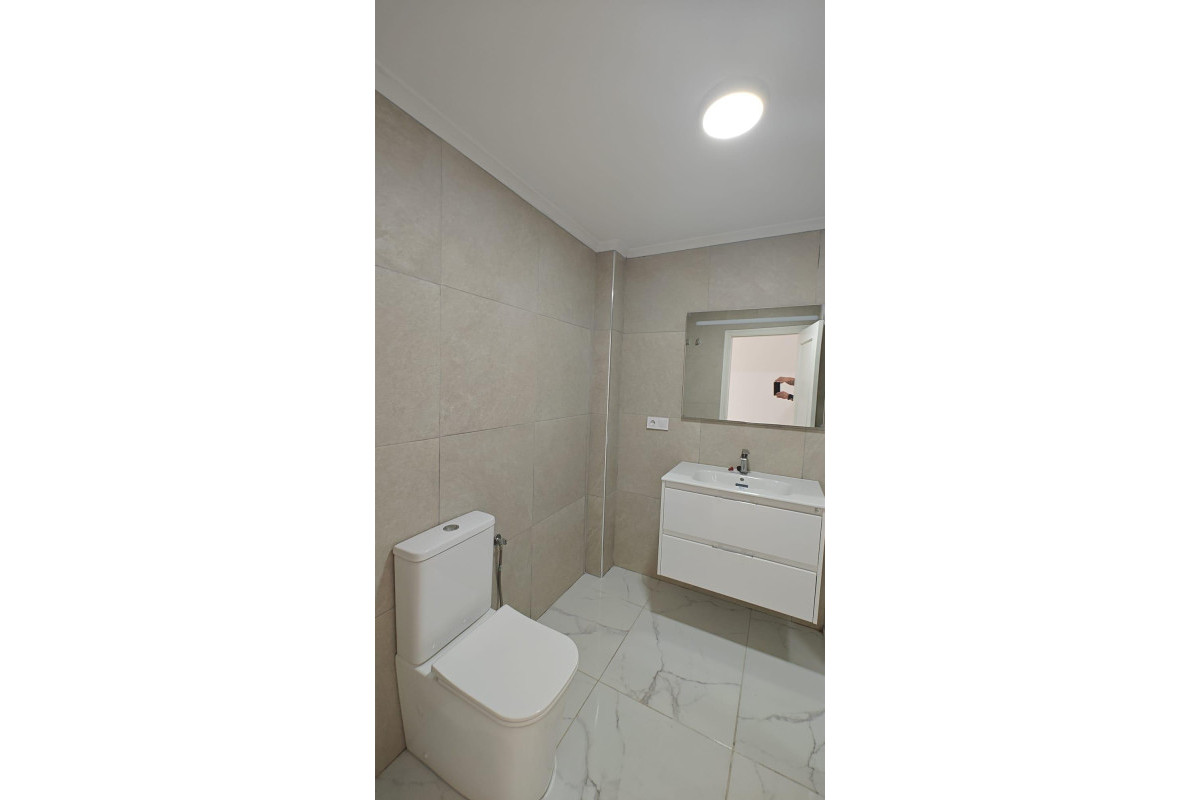 Herverkoop - Appartement  - Torrevieja - Acequion
