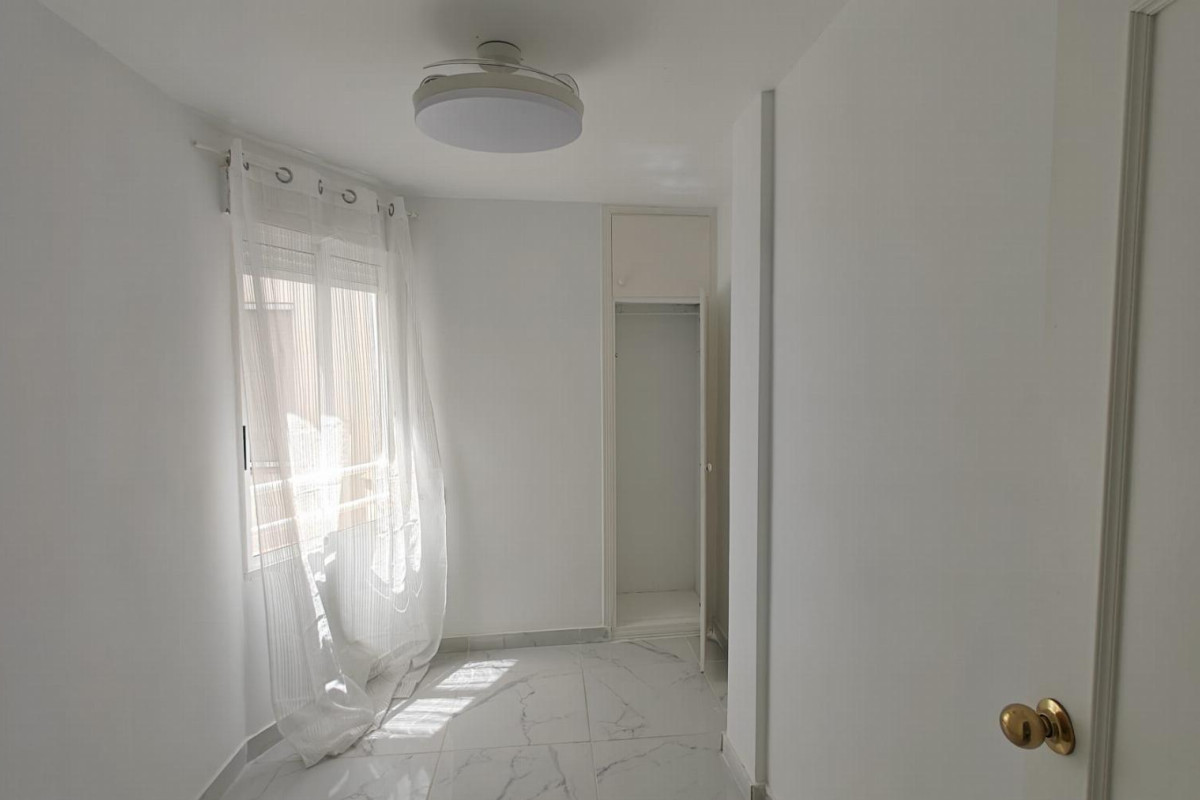 Herverkoop - Appartement  - Torrevieja - Acequion