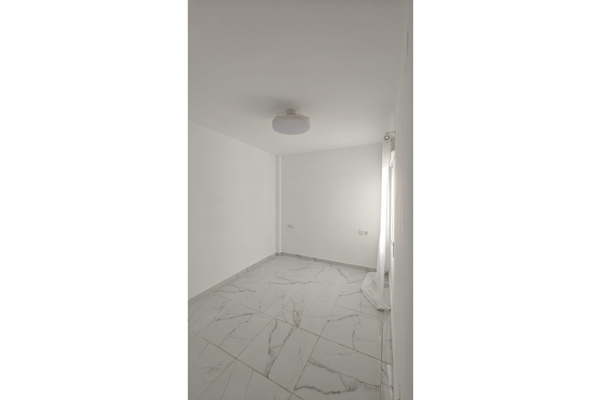 Herverkoop - Appartement  - Torrevieja - Acequion