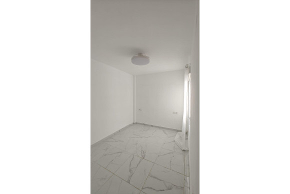 Herverkoop - Appartement  - Torrevieja - Acequion