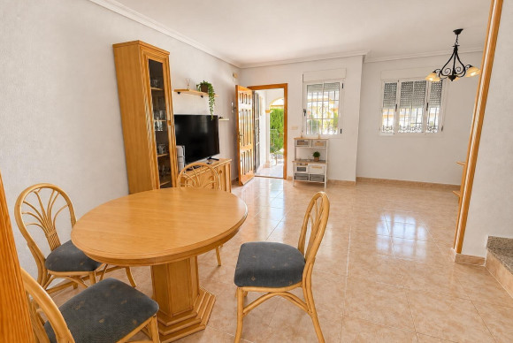 Reventa - Terraced house - Torrevieja - El limonar