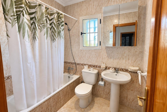 Reventa - Terraced house - Torrevieja - El limonar