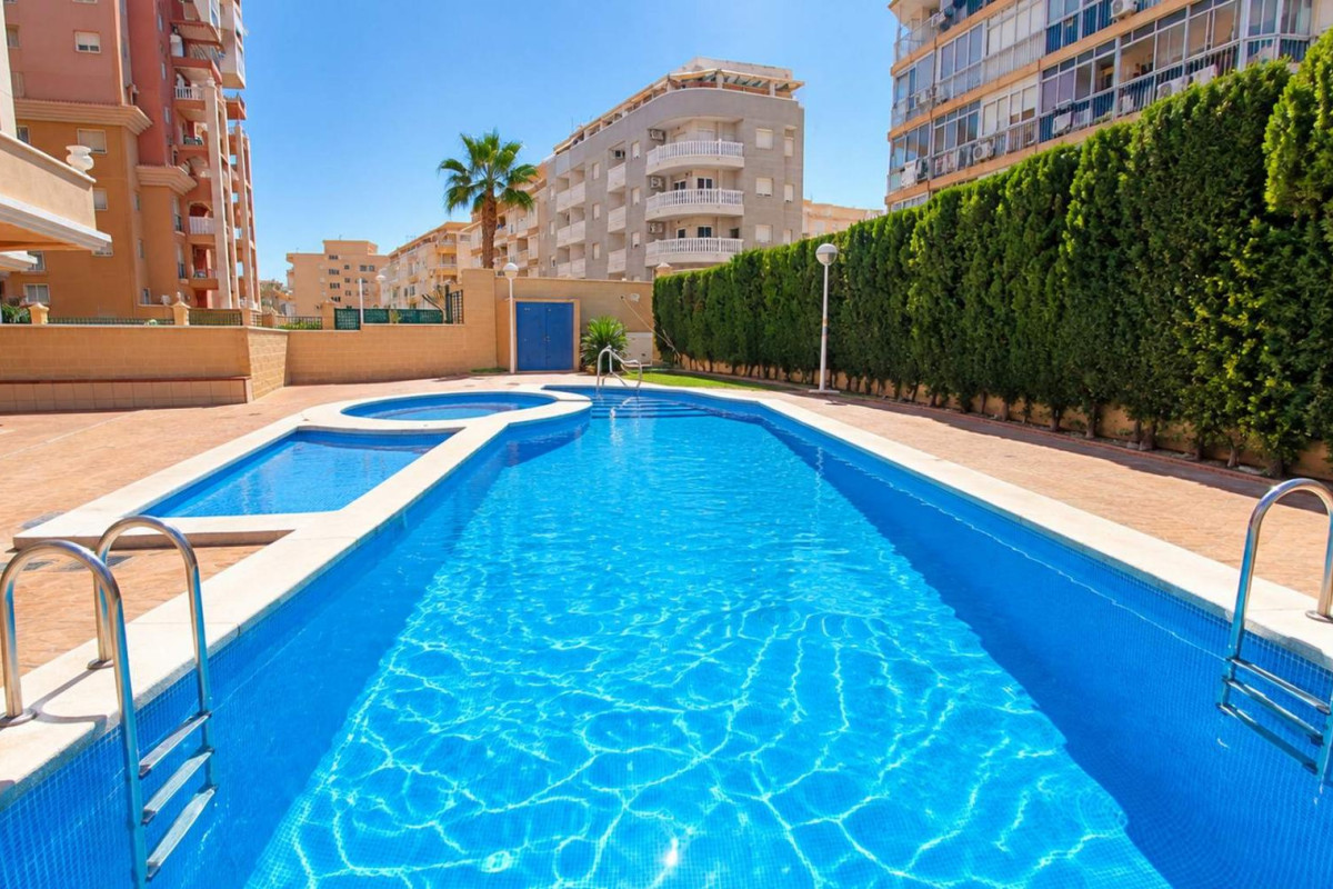 Herverkoop - Appartement  - Torrevieja - Playa de los Locos