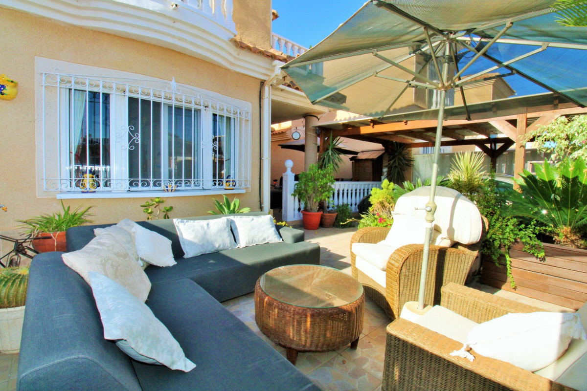 Reventa - Villa - Playa Flamenca