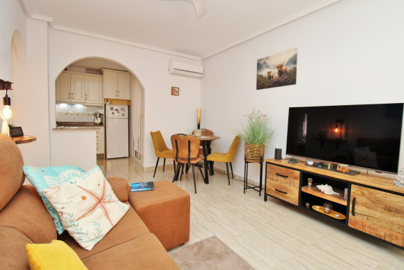 Reventa - Apartamento / piso - Villamartin - Los Dolses