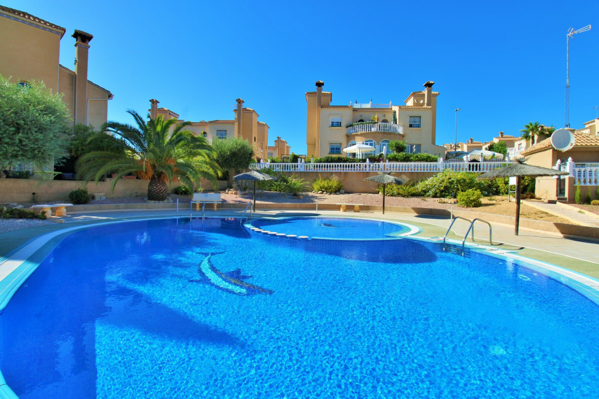 Revente - Maison de ville - Villamartin