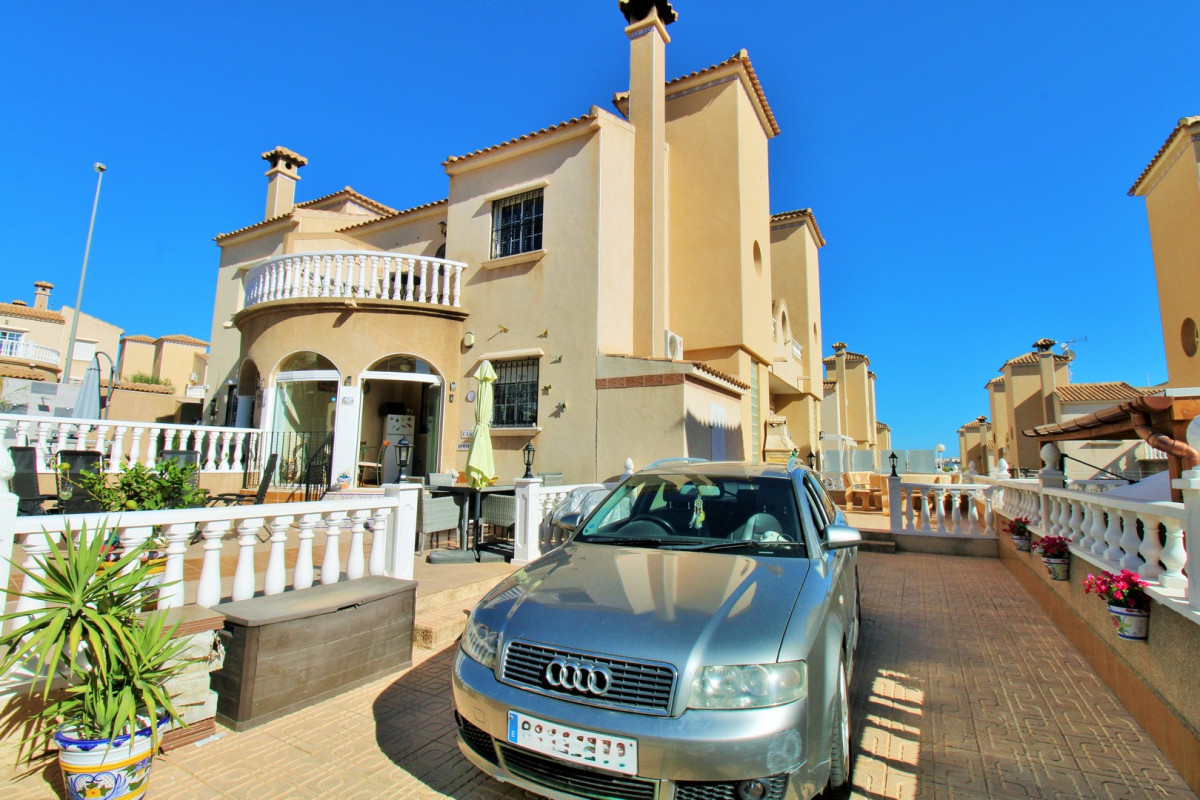 Revente - Maison de ville - Villamartin