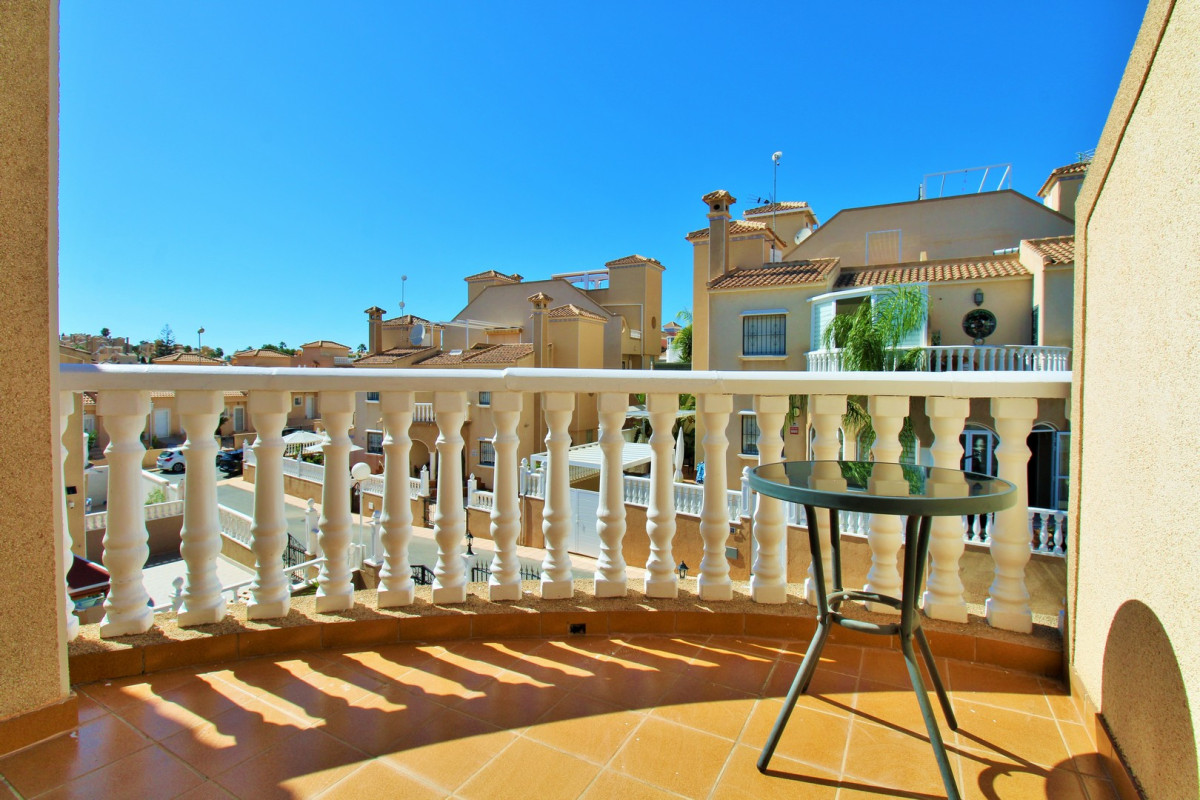 Revente - Maison de ville - Villamartin