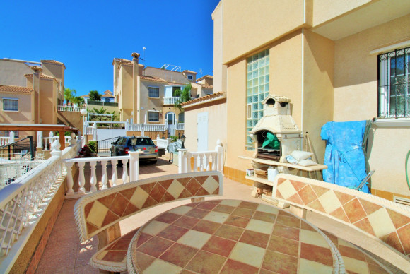 Revente - Maison de ville - Villamartin
