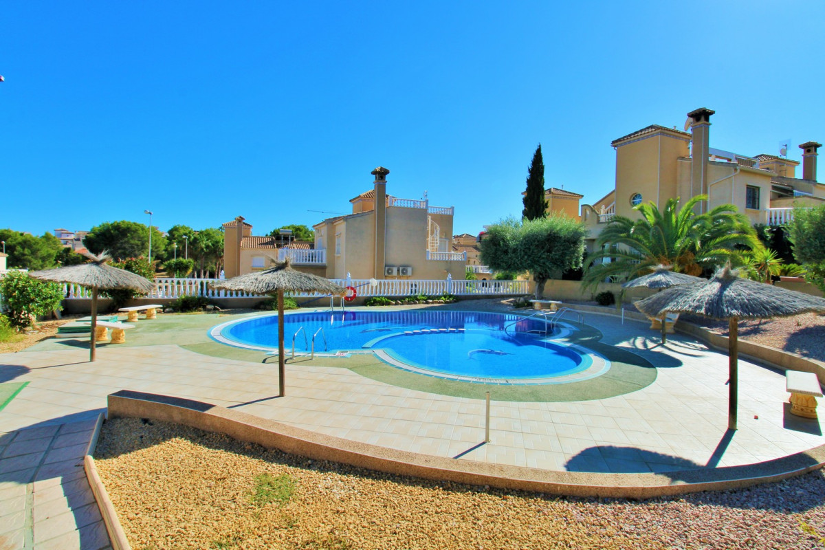 Revente - Maison de ville - Villamartin