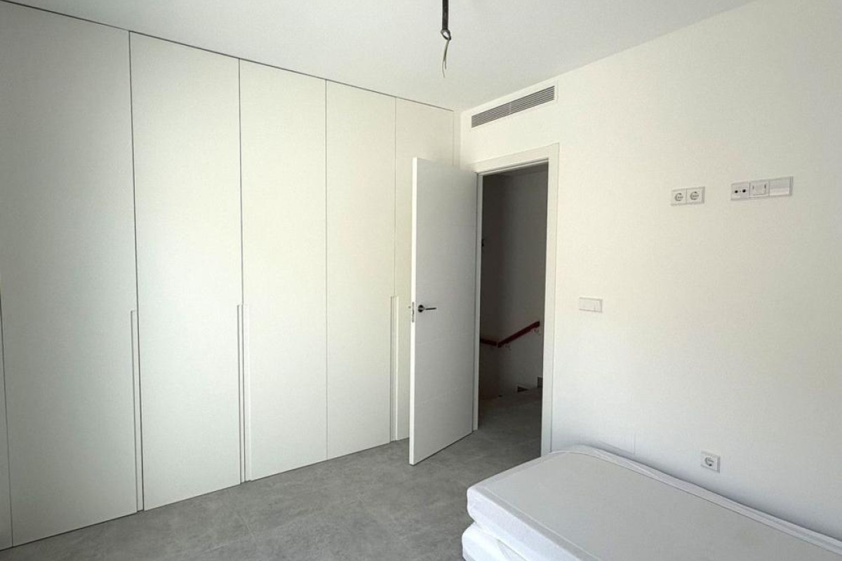 Reventa - Villa - Cox