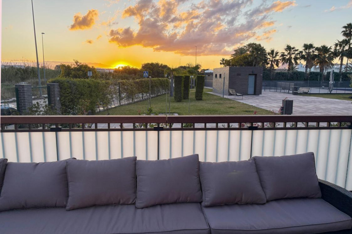 Obra nueva - Apartamento / piso - Denia