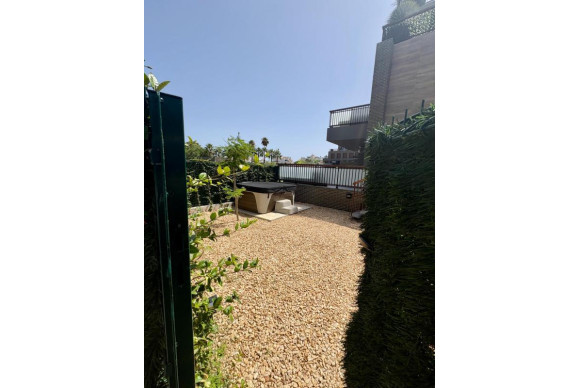 Obra nueva - Apartamento / piso - Denia