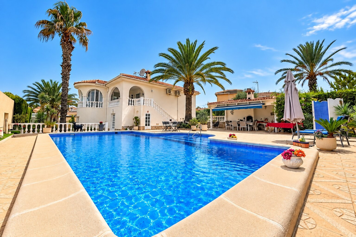 Herverkoop - Vrijstaande Villa - Ciudad Quesada - Ciudad Quesada - Town