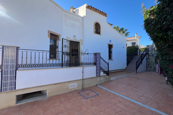 Reventa - Casa semi independiente - Algorfa - La Finca Golf Resort