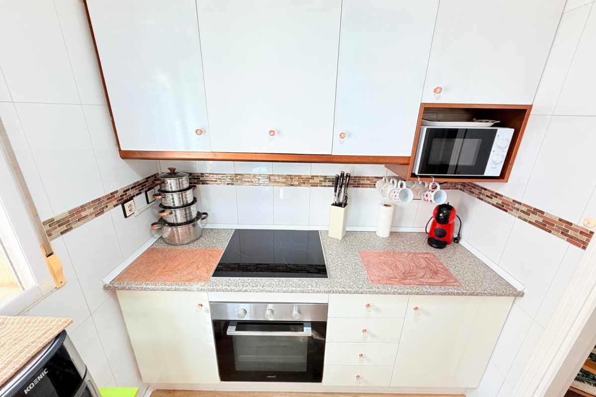 Reventa - Apartamento / piso - Los Montesinos - La Herrada