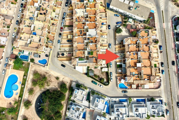 Reventa - Apartamento / piso - Los Montesinos - La Herrada