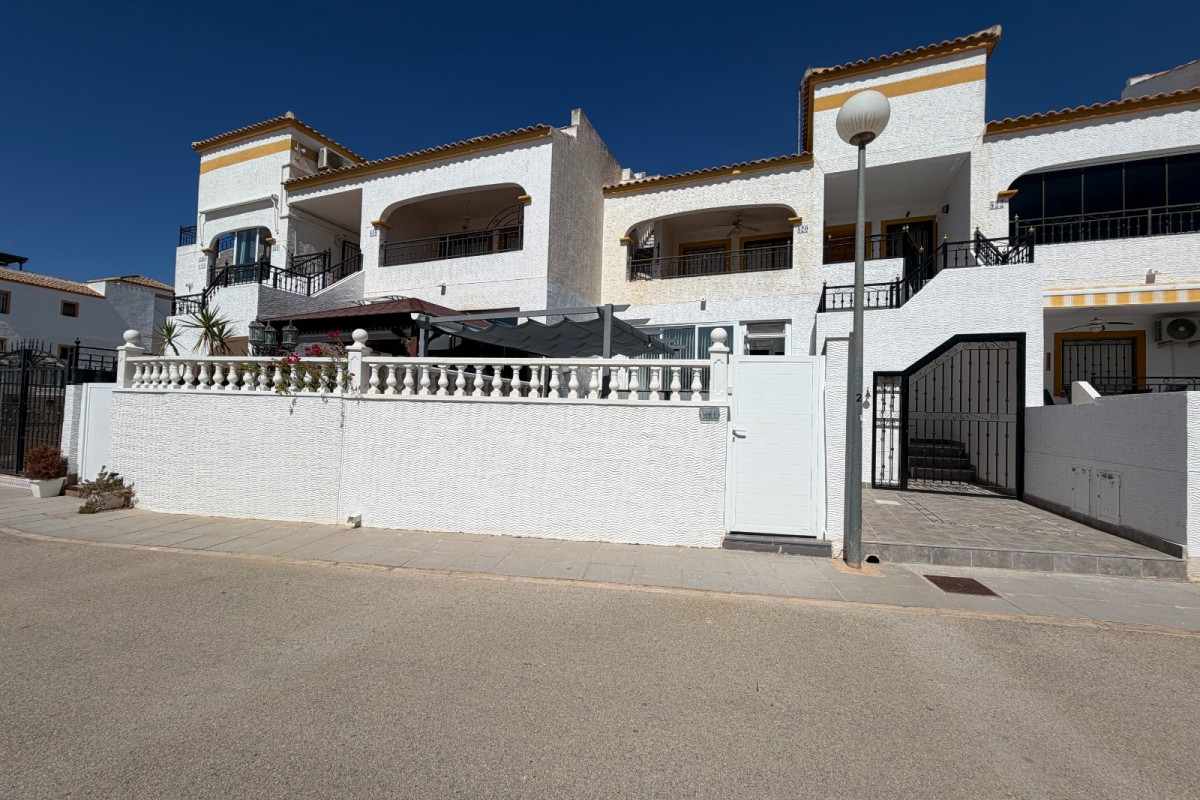 Reventa - Apartamento / piso - Orihuela Costa - Entre Naranjos Vistabella