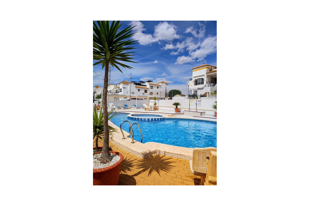 Herverkoop - Appartement  - Orihuela Costa - Entre Naranjos Vistabella