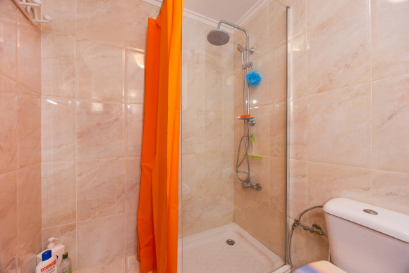 Resale - Apartment  - Torrevieja - Playa del Acequión