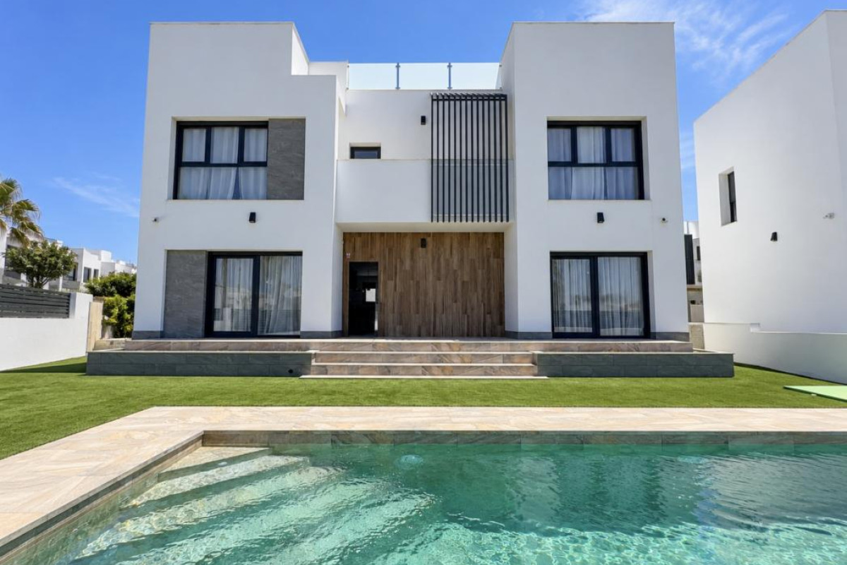Resale - Villa - Torrevieja - torrevieja