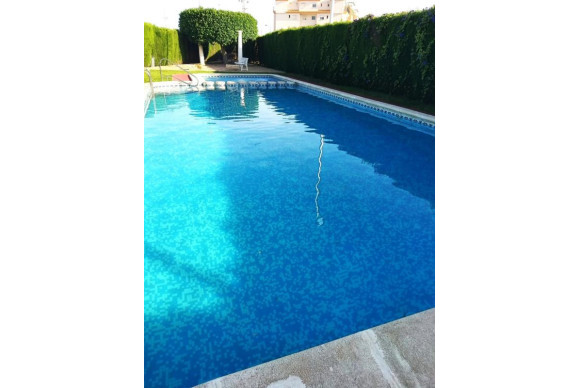 Herverkoop - Villa - Orihuela