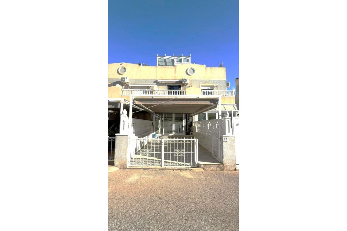 Herverkoop - Villa - Orihuela