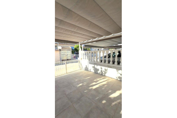 Herverkoop - Villa - Orihuela